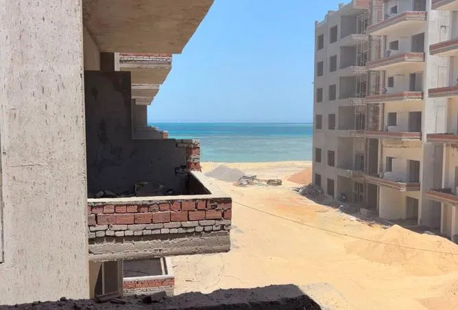 شقة غرفة 90 م² للبيع في Oro Beach Resort
