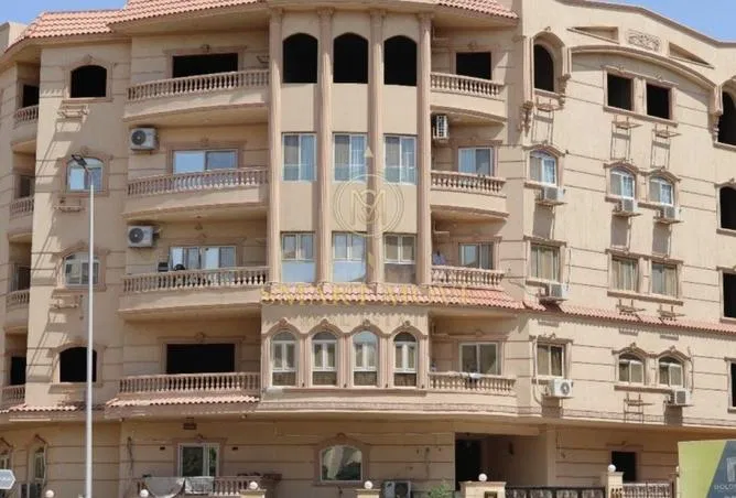 3-bedroom apartment 255 m² for sale in El Narges Buildings