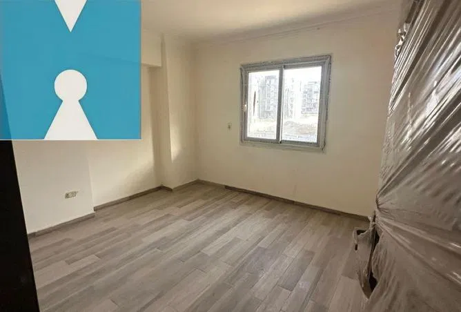 2-bedroom apartment 100 m² for sale in بوابة النعيم