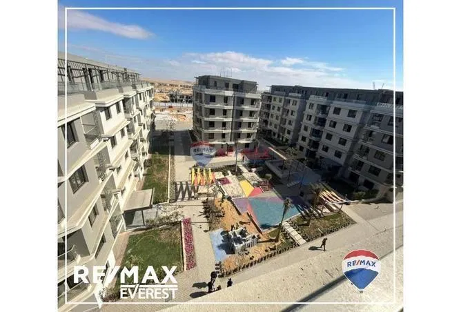 شقة غرفتين 132 م² للبيع في Badya Palm Hills