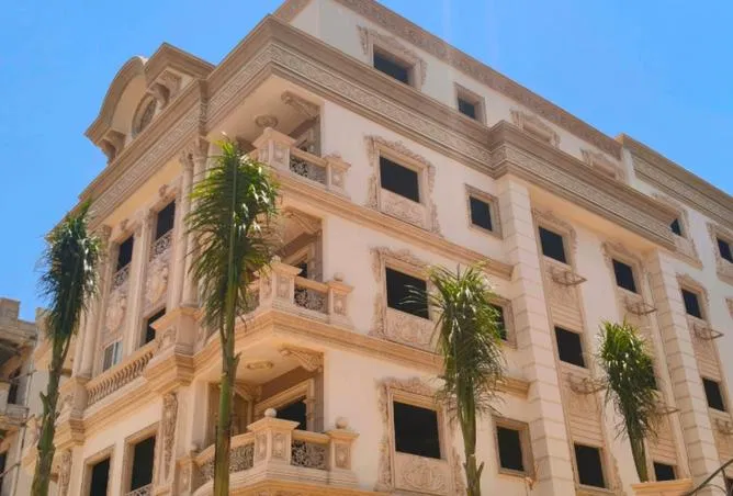 4-bedroom apartment 205 m² for sale in Al Andalus Buildings