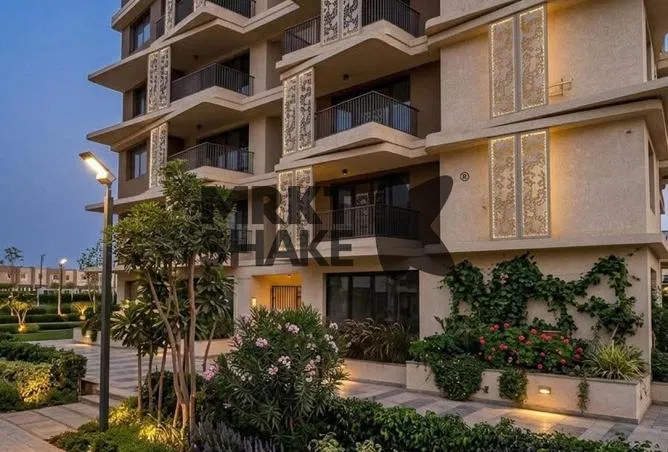 2-bedroom apartment 142 m² for sale in Badya Palm Hills