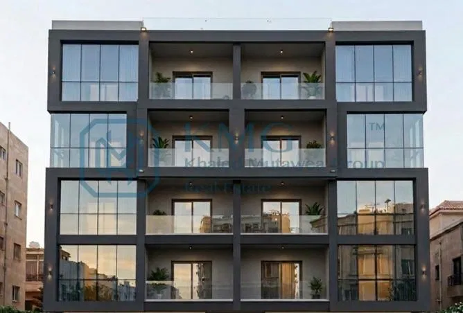 شقة 4 غرف 260 م² للبيع في American University Housing District