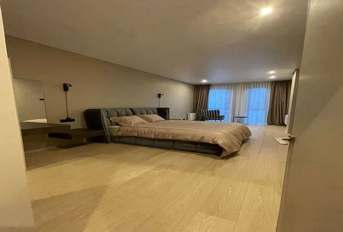 1-bedroom apartment 78 m² for sale in New Garden City