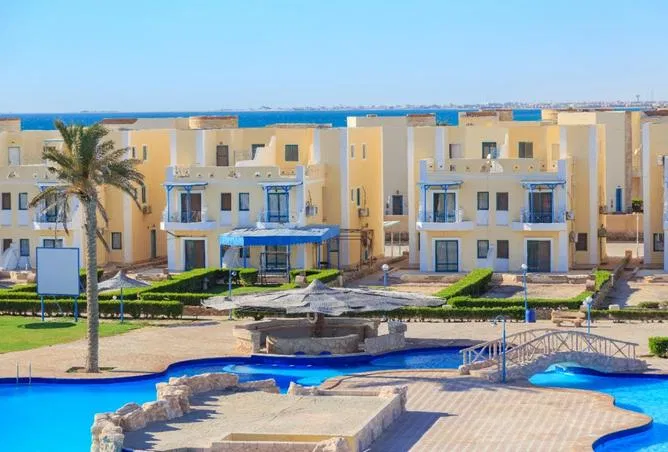 2-bedroom chalet 120 m² for sale in Riviera Beach
