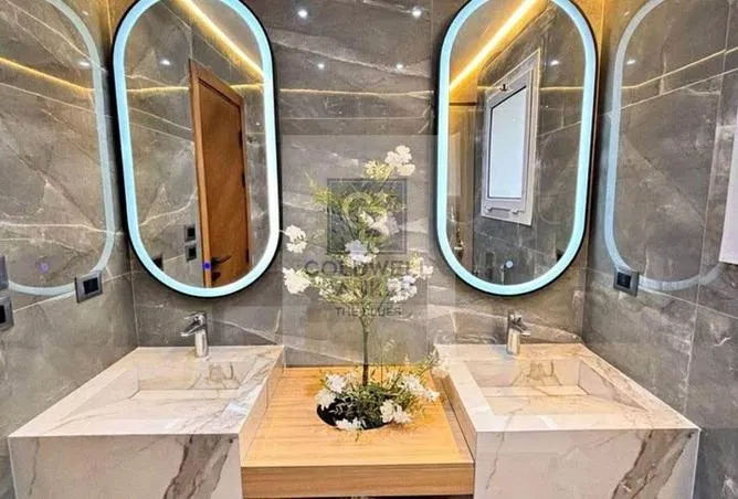 3-bedroom apartment 179 m² for sale in Hyde Park, Garden Residence
