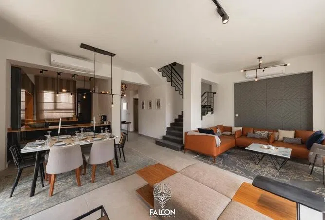 4-bedroom duplex 200 m² for sale in Talala , Talala