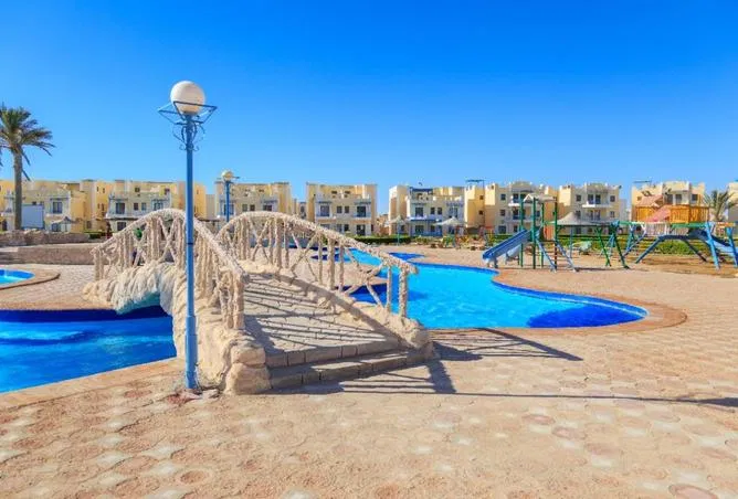 2-bedroom chalet 120 m² for sale in Riviera Beach