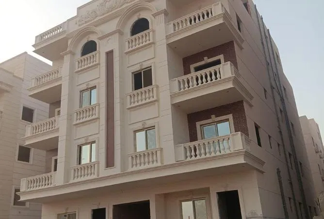 3-bedroom apartment 165 m² for sale in El Narges Buildings