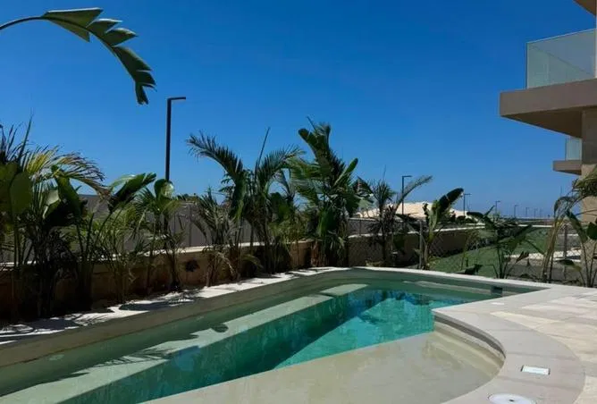1-bedroom chalet 68 m² for sale in Silver Sands