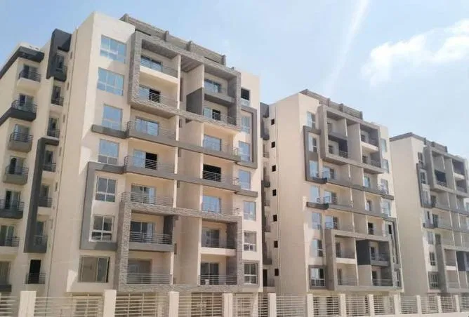 شقة 3 غرف 170 م² للبيع في سكاي كابيتال