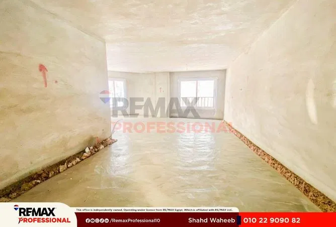 3-bedroom apartment 184 m² for sale in Doctor Ibrahim Shawky St.