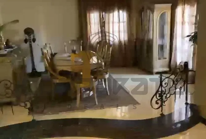 3-bedroom apartment 200 m² for sale in Mohamed Farid Abou Hadid St.