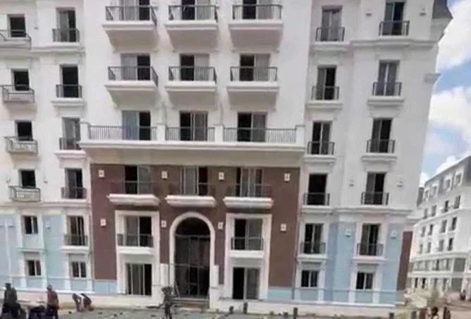3-bedroom apartment 160 m² for sale in Mountain View iCity October