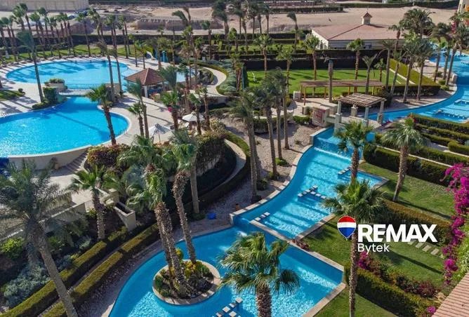 Chalet 54 m² for sale in Sahl Hasheesh Resort