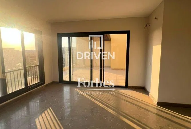 3-bedroom apartment 176 m² for sale in O West