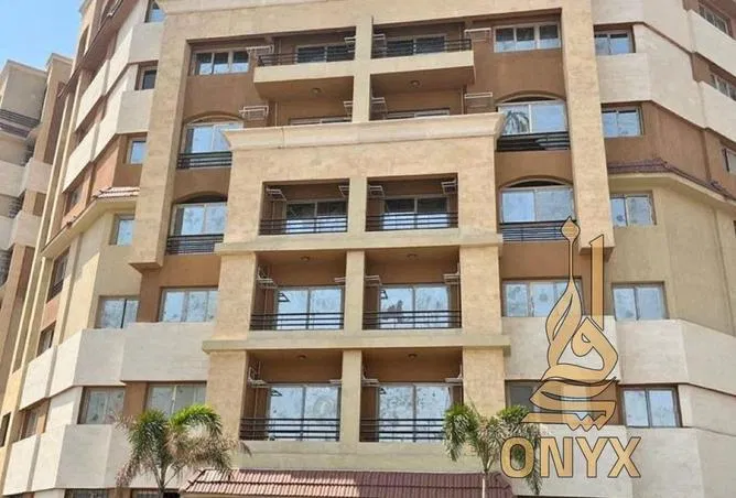 3-bedroom apartment 174 m² for sale in Al Maqsad