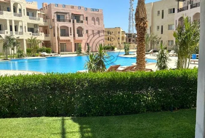 شاليه غرفتين 110 م² للبيع في La Hacienda