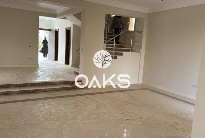4-bedroom villa 230 m² for sale in La Vista City