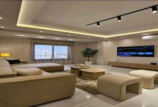 شقة 3 غرف 180 م² للبيع في جاردن هيلز، Garden Hills