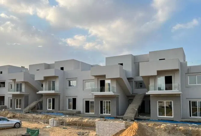 3-bedroom apartment 186 m² for sale in V levels
