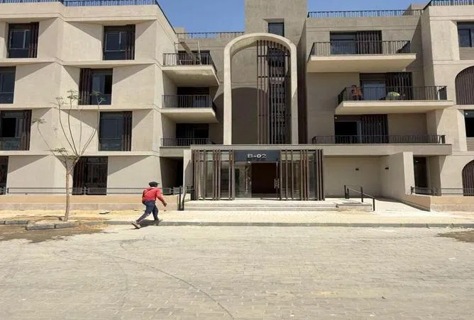 3-bedroom apartment 158 m² for sale in VYE SODIC