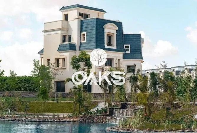 4-bedroom villa 300 m² for sale in Mountain View Hyde Park