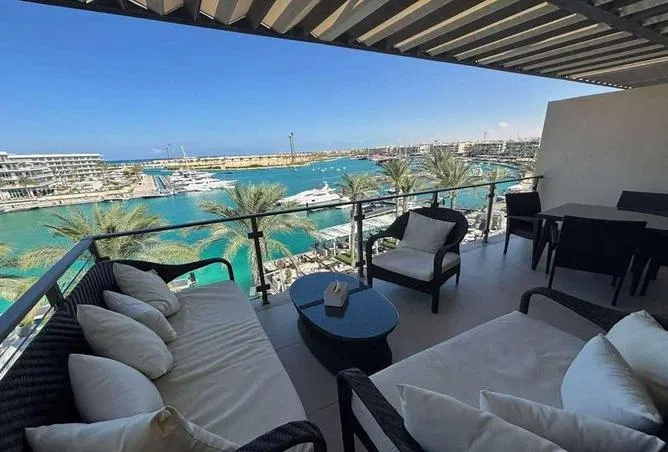 1-bedroom chalet 65 m² for sale in Salt