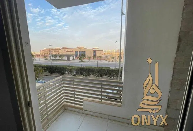 3-bedroom apartment 181 m² for sale in Al Maqsad