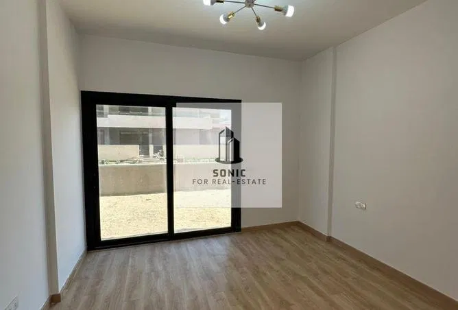 3-bedroom apartment 132 m² for sale in Al Burouj Compound