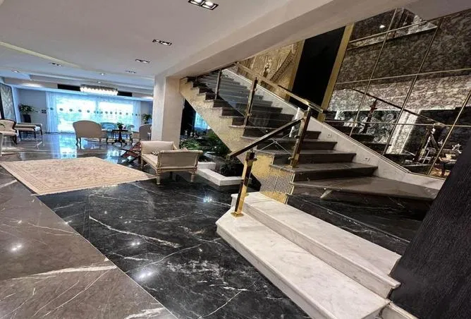 5-bedroom villa 280 m² for sale in Park Valley Layan