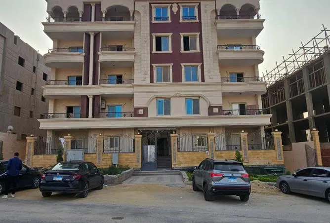 3-bedroom apartment 195 m² for sale in North Lotus