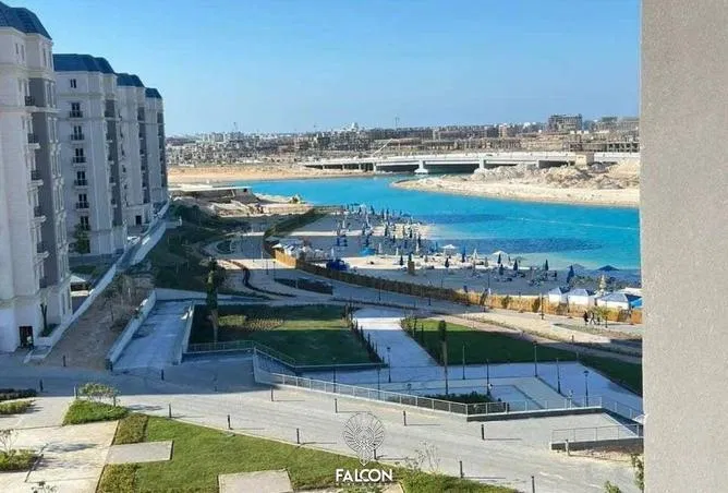 3-bedroom apartment 137 m² for sale in Latin District