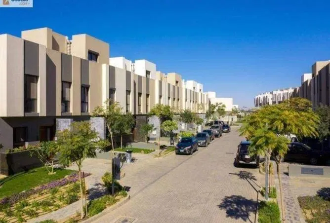 دوبلكس 3 غرف 197 م² للبيع في Al Burouj Compound