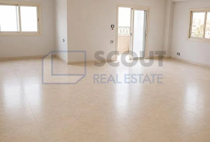 3-bedroom apartment 217 m² for sale in South Lotus