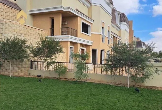 4-bedroom villa 200 m² for sale in Sarai, S1