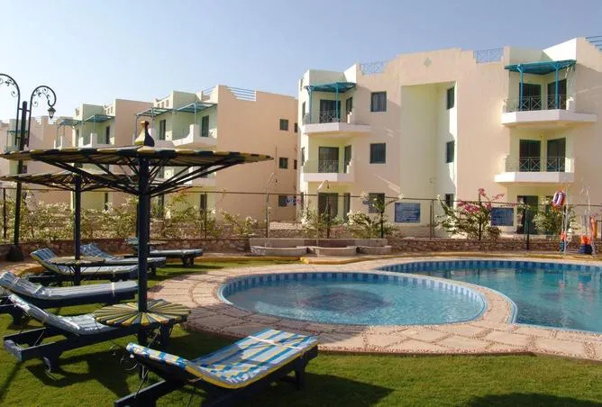 2-bedroom chalet 120 m² for sale in Riviera Beach