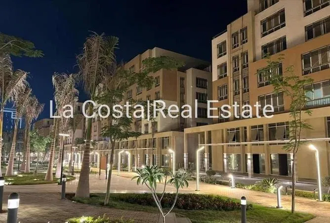 3-bedroom apartment 161 m² for sale in Al Maqsad