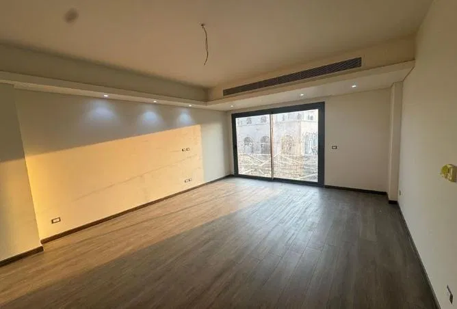3-bedroom apartment 153 m² for sale in AlKarma Kay