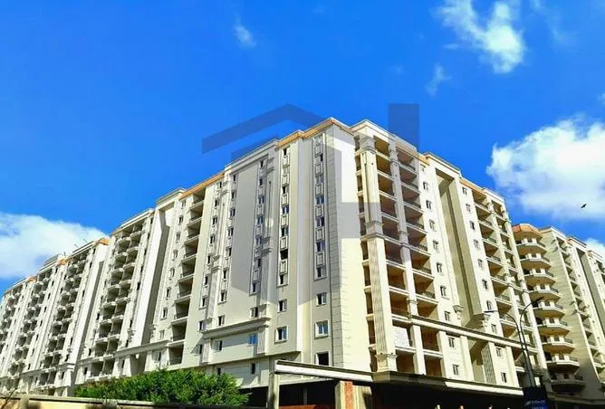 شقة 3 غرف 145 م² للبيع في Valore Smouha