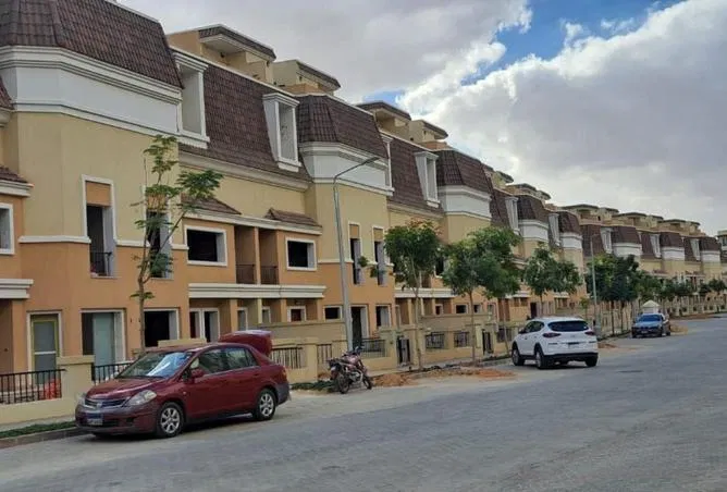 تاون هاوس 3 غرف 160 م² للبيع في سراي، Croons Sarai