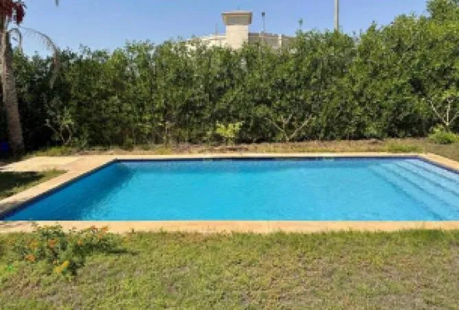 فيلا 5 غرف 360 م² للبيع في ماونتن فيو أكتوبر بارك، Mountain View October Park