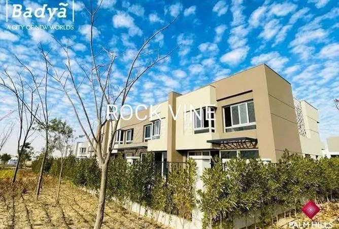 فيلا 5 غرف 303 م² للبيع في Badya Palm Hills