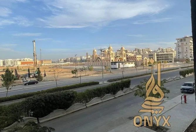 3-bedroom apartment 166 m² for sale in Al Maqsad