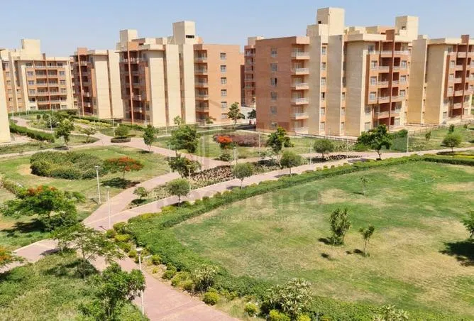 3-bedroom apartment 170 m² for sale in Wesal City
