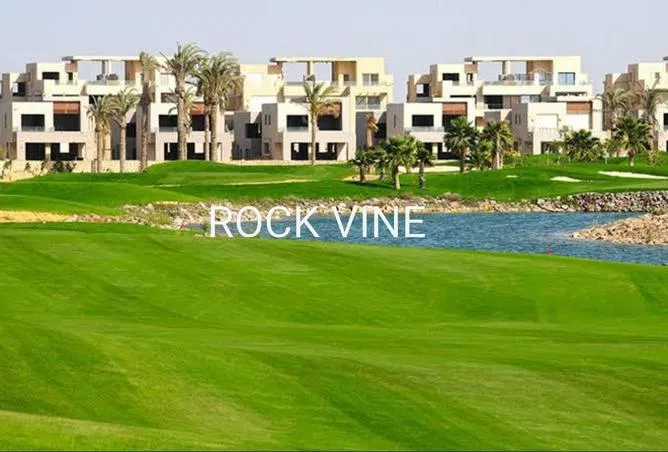 3-bedroom chalet 150 m² for sale in Hacienda Bay