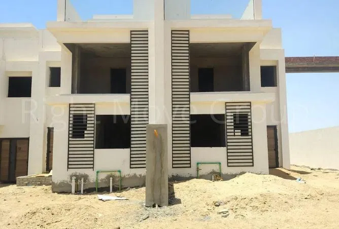 توين هاوس 5 غرف 256 م² للبيع في Moon Hills 3