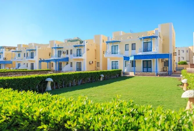 2-bedroom chalet 120 m² for sale in Riviera Beach