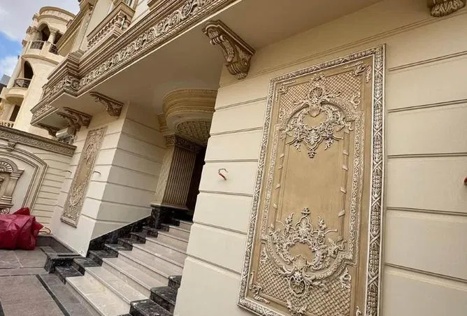شقة 3 غرف 285 م² للبيع في Al Andalus Buildings