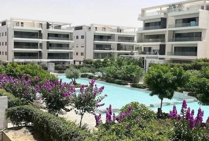 3-bedroom apartment 181 m² for sale in Lake View